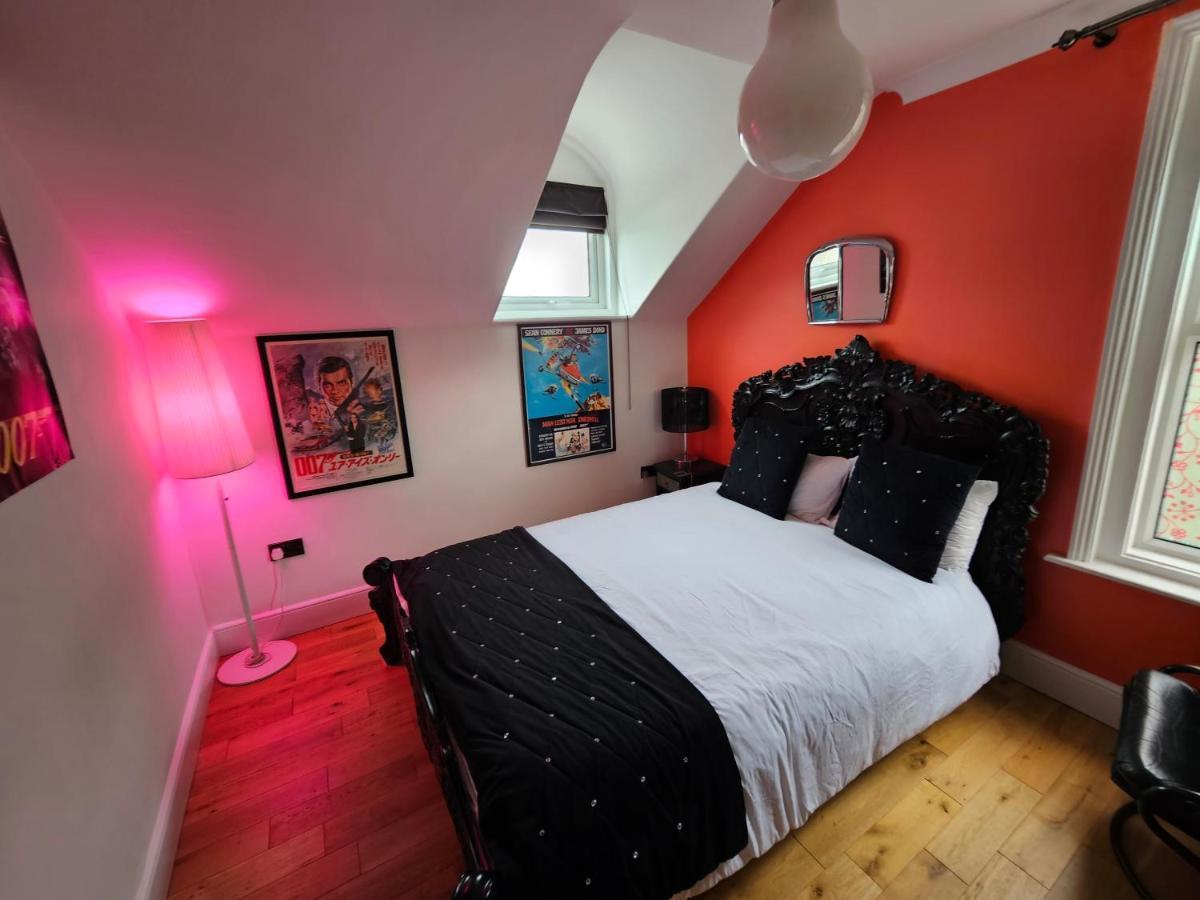 Southsea Royale James Bond 3 Bed Cool Penthouse, Seafront Parking Portsmouth Eksteriør bilde